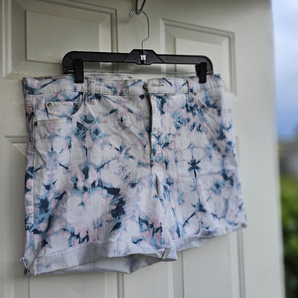 Vintage America tie dye weekend shorts